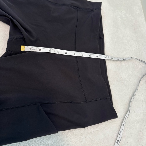 Lululemon Speed Up Tight *Full-On Luxtreme 28"
Black (First Release) size 10 - Picture 9 of 11